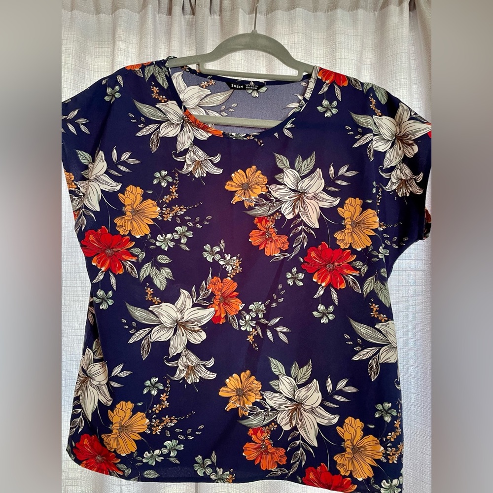 Floral blouse, medium